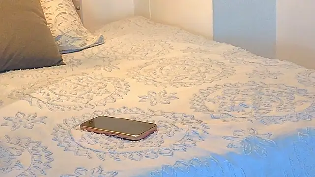 KeryHillson online show from 5, 11, 2025