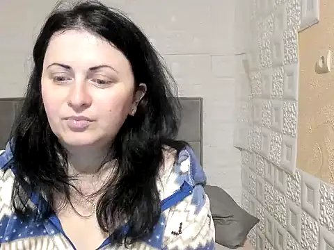 Lillian2 online show from 11, 3, 2025