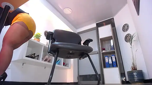 Natashaclaus04 online show from 19, 2, 2025