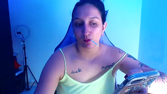Snapshot of liz_dirty chatting on 10, 9, 2025 liz dirty online show from 10, 9, 2025