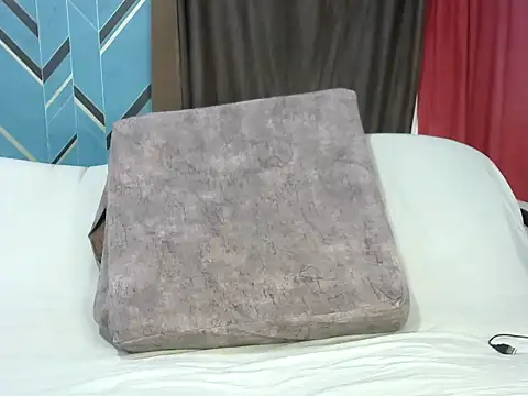 Snapshot of Lusty_vybez chatting on 11, 2, 2025 Lusty vybez online show from 11, 2, 2025