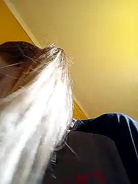  Sweet Love  online show from 19, 2, 2025