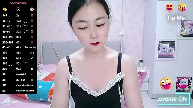 Elvira baby online show from 18, 3, 2026