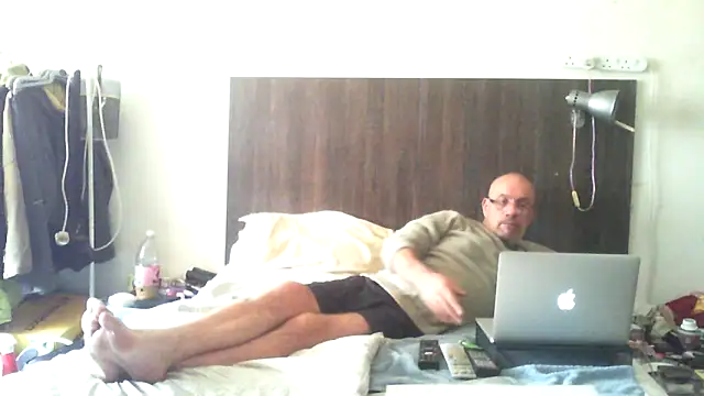 Snapshot of dazuk4513 chatting on 11, 5, 2026 dazuk4513 online show from 11, 5, 2026