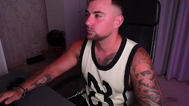 Snapshot of DuncanStone chatting on 18, 7, 2026 DuncanStone online show from 18, 7, 2026