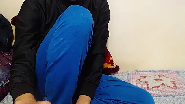 Alexdelarge323 online show from 14, 2, 2025