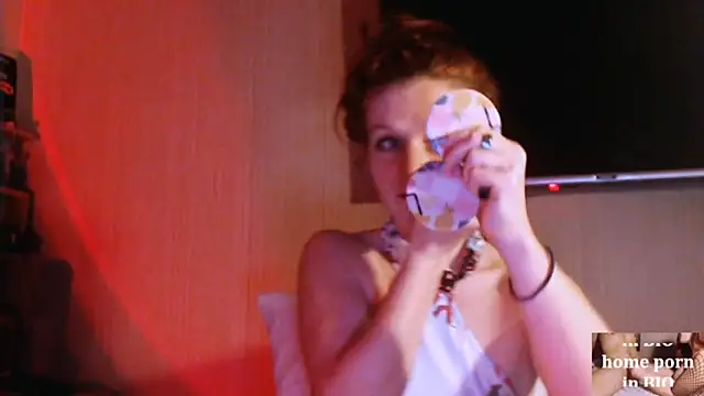 Cassie Wild online show from 13, 3, 2025