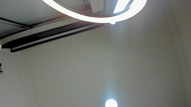 nalalye cruzz  online show from 15, 11, 2025