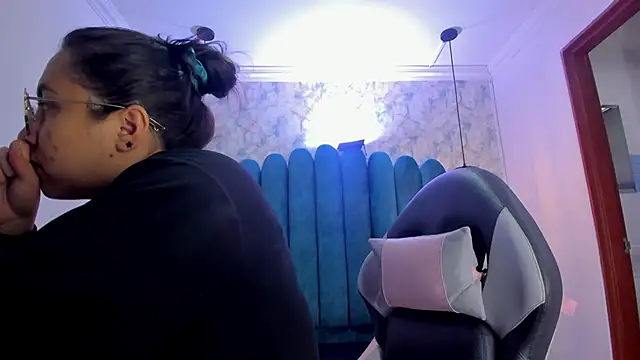 Snapshot of nalalye_cruzz_ chatting on 21, 12, 2025 nalalye cruzz online show from 21, 12, 2025