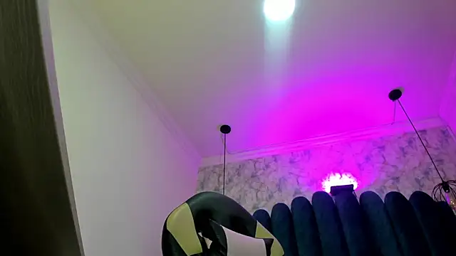 Snapshot of nalalye_cruzz_ chatting on 26, 2, 2026 nalalye cruzz online show from 26, 2, 2026