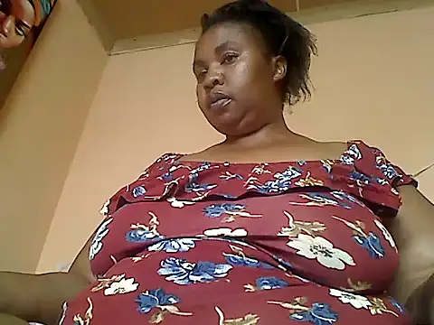 Snapshot of ZOQULUx chatting on 17, 12, 2024 ZOQULUx online show from 17, 12, 2024