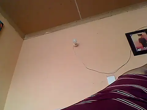 Snapshot of ZOQULUx chatting on 9, 1, 2025 ZOQULUx online show from 9, 1, 2025