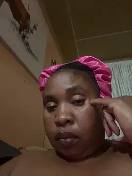 Snapshot of ZOQULUx chatting on 21, 3, 2025 ZOQULUx online show from 21, 3, 2025