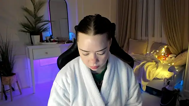 VixenMia online show from 26, 2, 2025