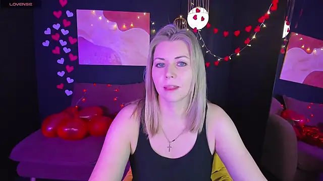 Snapshot of Annie_Light chatting on 15, 2, 2025 Annie Light online show from 15, 2, 2025