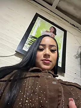 Luisa Fernandaa online show from 2, 4, 2026