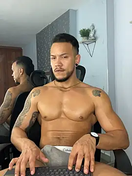 ARON TAYLER01 online show from 1, 2, 2025