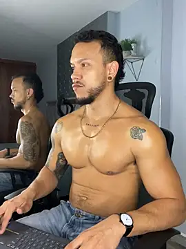 ARON TAYLER01 online show from 11, 2, 2025