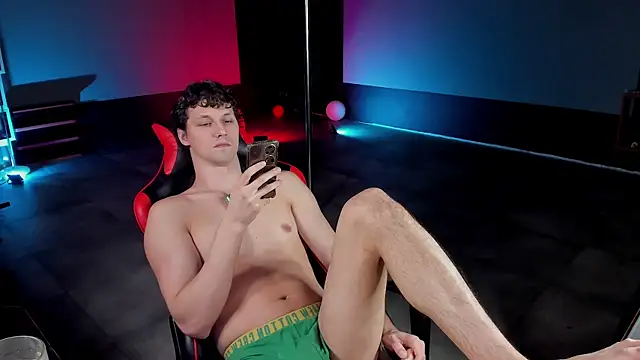 dirty-boss online show from 19, 4, 2026