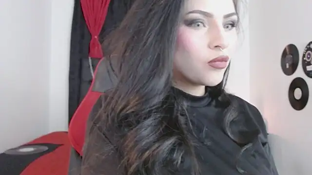 Snapshot of misslombana chatting on 7, 2, 2025 misslombana online show from 7, 2, 2025