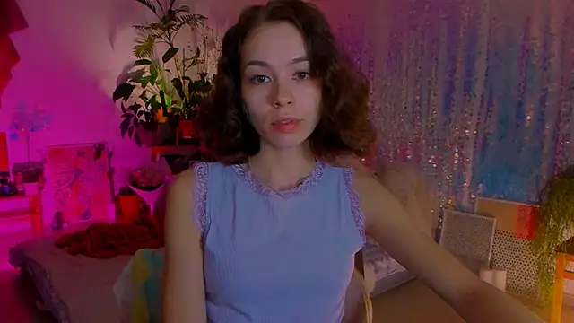 Snapshot of poli__ chatting on 11, 1, 2025 poli   online show from 11, 1, 2025