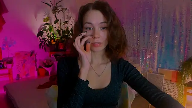 Snapshot of poli__ chatting on 14, 1, 2025 poli   online show from 14, 1, 2025