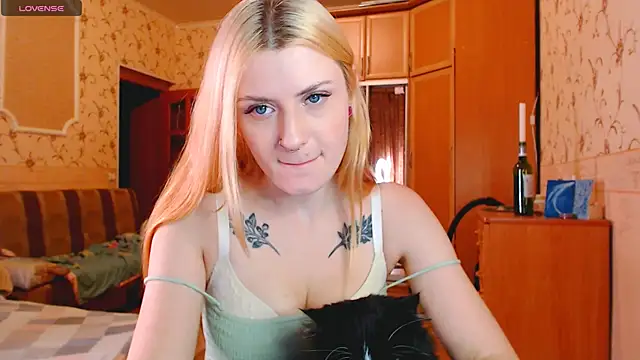 Snapshot of MarySweetness chatting on 12, 2, 2025 MarySweetness online show from 12, 2, 2025