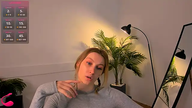 Jess Anders  online show from 20, 12, 2025