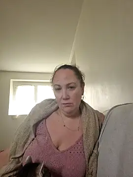 Wisie Cutie online show from 14, 12, 2024