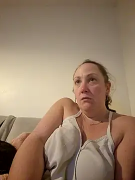 Wisie Cutie online show from 17, 3, 2025