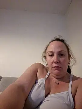 Wisie Cutie online show from 18, 3, 2025