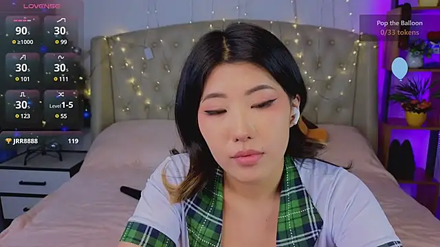 Wendy  Hills online show from 14, 12, 2024