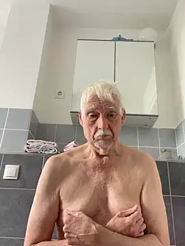 Steffibi1954 online show from 31, 10, 2025