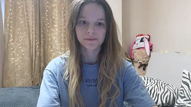 Snapshot of Nate__ chatting on 18, 12, 2025 Nate online show from 18, 12, 2025