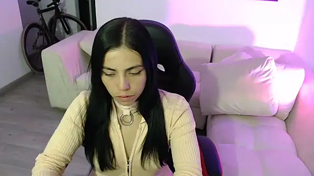 Snapshot of i_am_nina_ chatting on 13, 1, 2025 i am nina online show from 13, 1, 2025