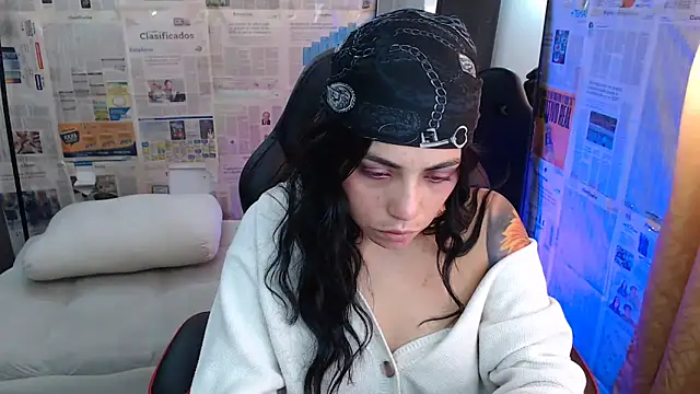 i am nina  online show from 12, 11, 2025