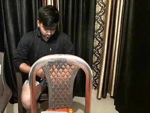 Snapshot of indian2 chatting on 5, 3, 2025 indian2 online show from 5, 3, 2025