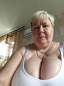 EffectFiona online show from 15, 9, 2025