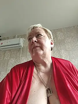Snapshot of EffectFiona chatting on 29, 6, 2026 EffectFiona online show from 29, 6, 2026