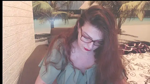 Queen  Natasha online show from 19, 11, 2025