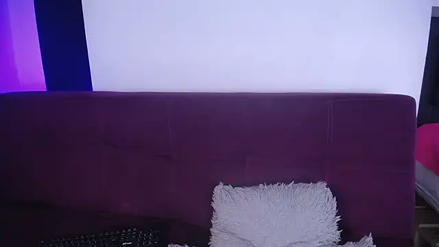 Miss Loise online show from 7, 1, 2025