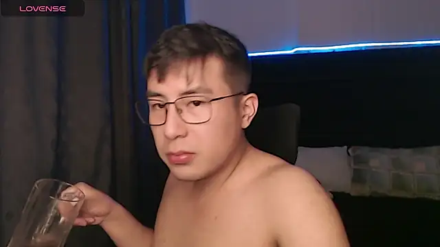 andrewmhilton  online show from 23, 9, 2025