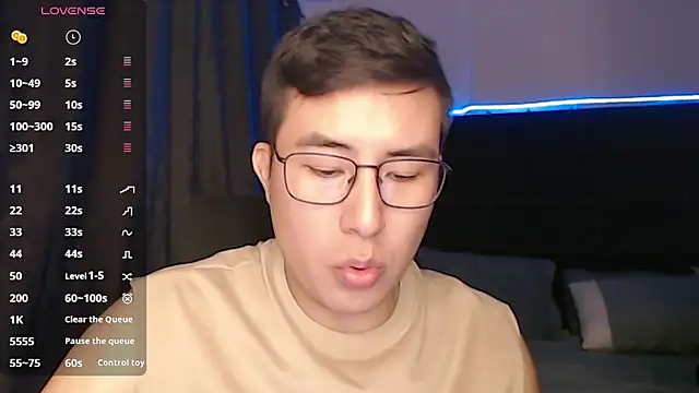 andrewmhilton  online show from 28, 9, 2025