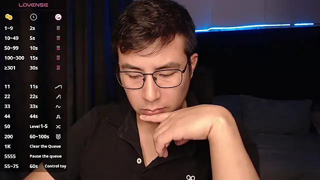 andrewmhilton  online show from 23, 11, 2025