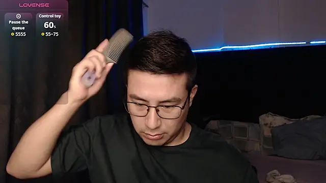 andrewmhilton  online show from 15, 12, 2025