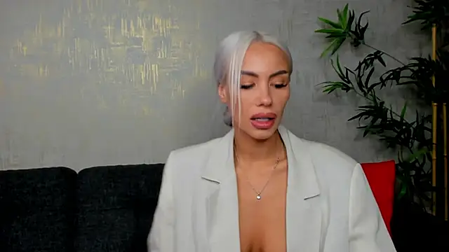 Bailey Rush online show from 13, 3, 2025