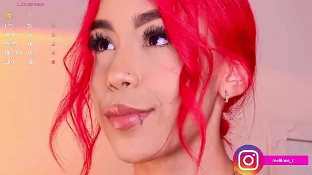 Snapshot of Mely-taylor chatting on 4, 3, 2025 Mely-taylor online show from 4, 3, 2025