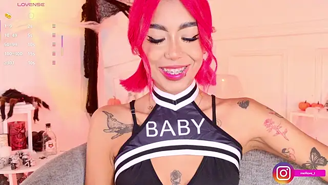 Snapshot of Mely-taylor chatting on 1, 11, 2025 Mely-taylor online show from 1, 11, 2025