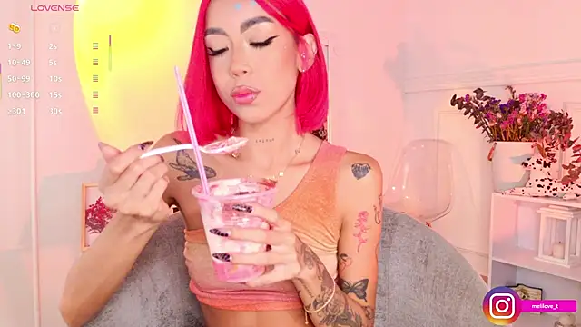 Snapshot of Mely-taylor chatting on 11, 11, 2025 Mely-taylor online show from 11, 11, 2025