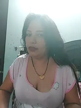 Poojabhabi101 online show from 11, 9, 2025